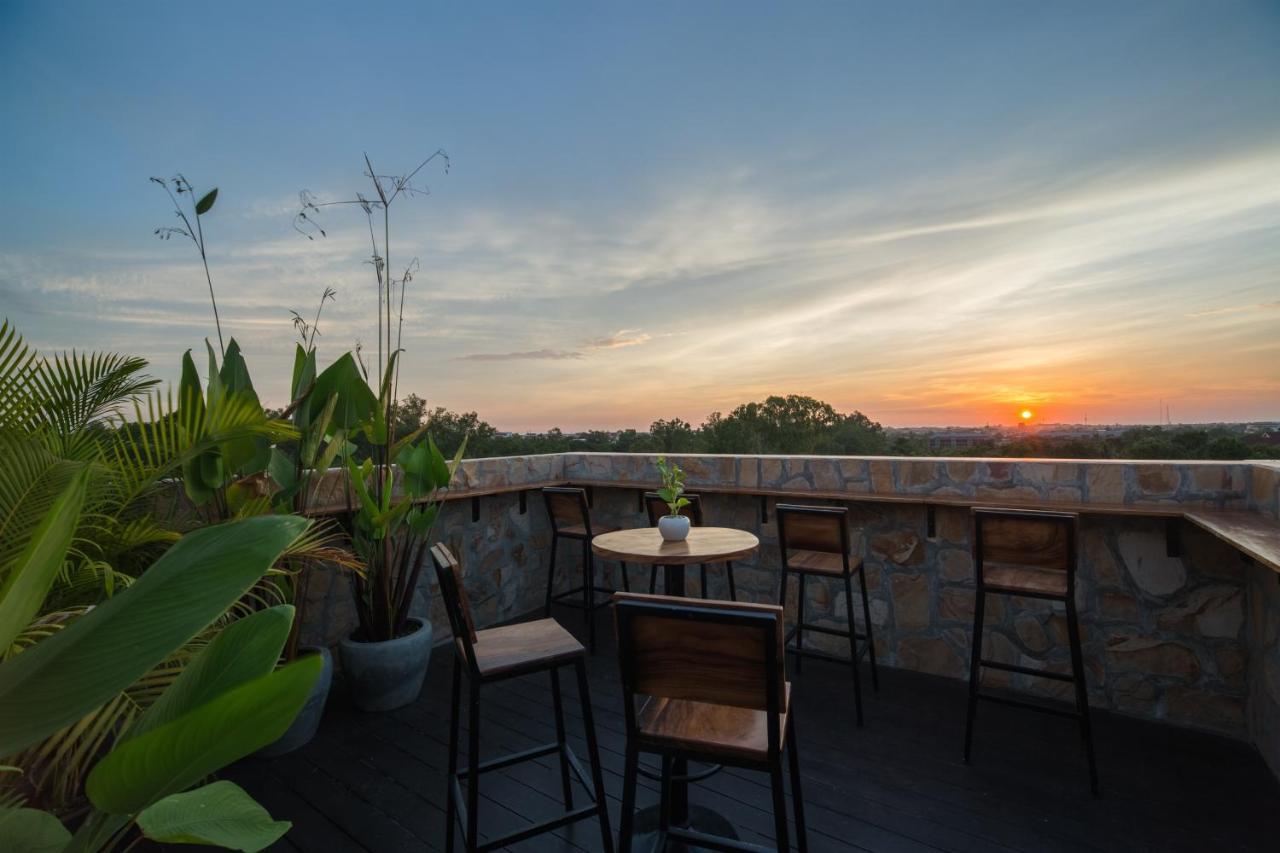 The Grand Cyclo Boutique Suite & Spa Σιέμ Ρέαπ Εξωτερικό φωτογραφία